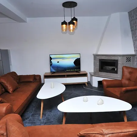 Lagadin Lakeview