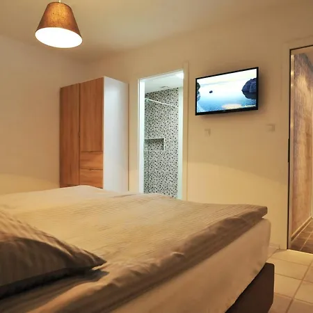 Apartment Lagadin Lakeview